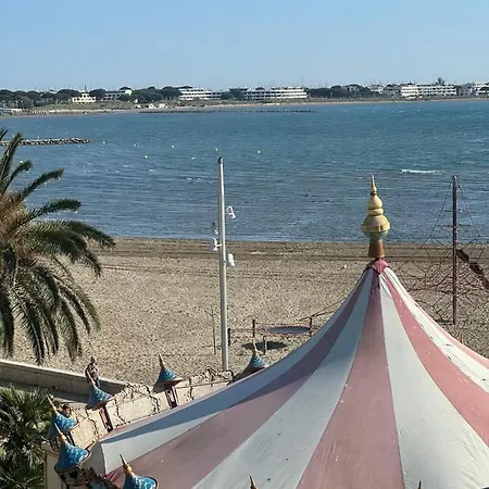 La Croix Du Sud 2 Le Grau-du-Roi