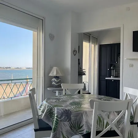 Apartment La Croix Du Sud 2